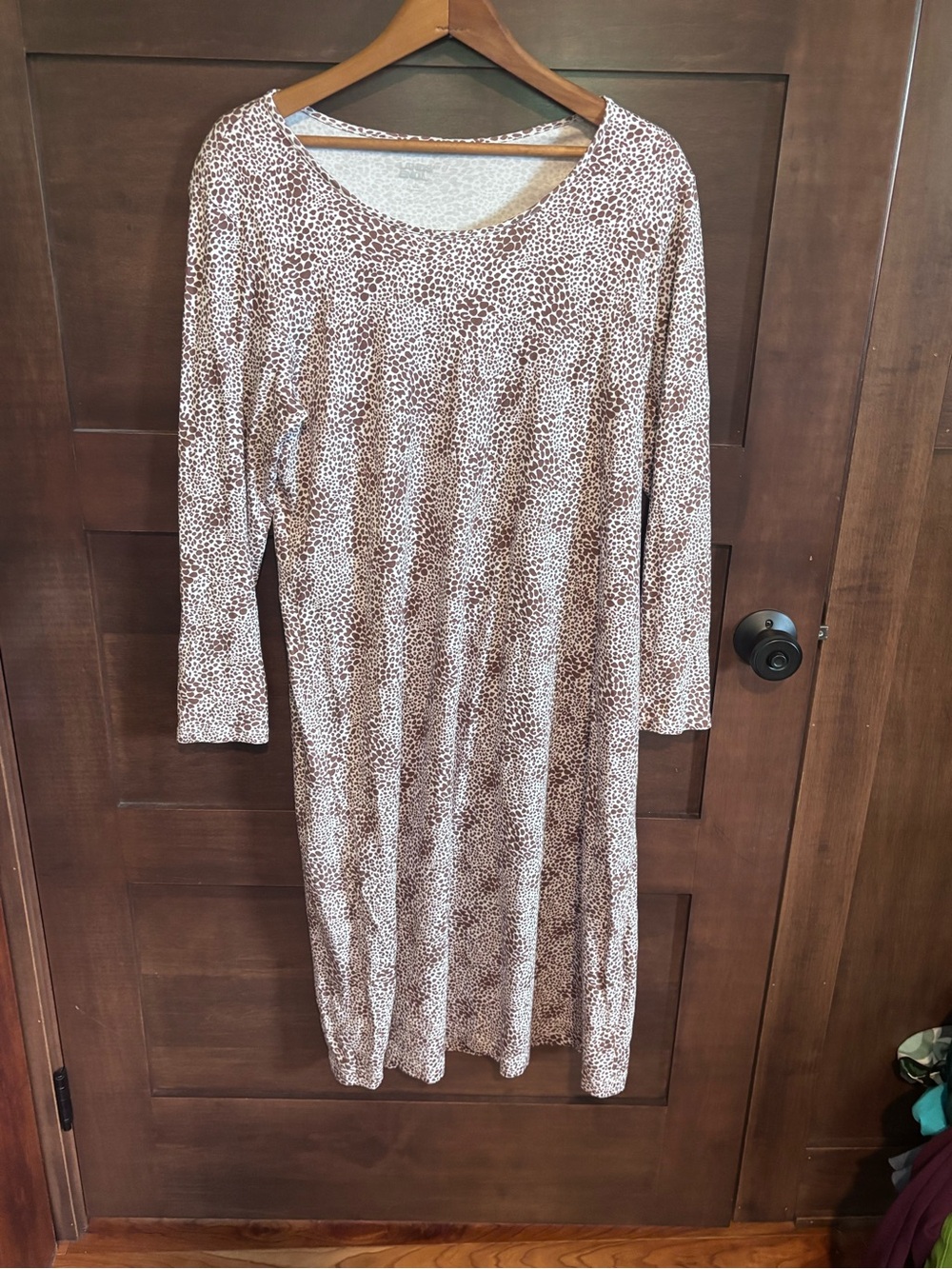 Lands End brown cheetah spot knit long sleeve dress